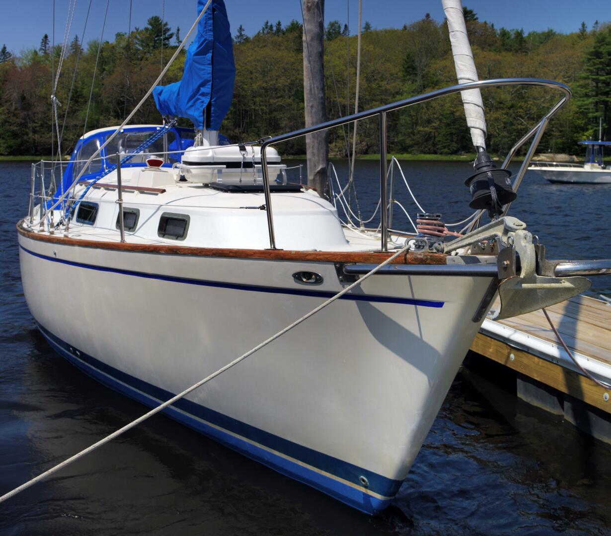 Slide: The Image of Pearson 323 Sloop 1981 - 5184253