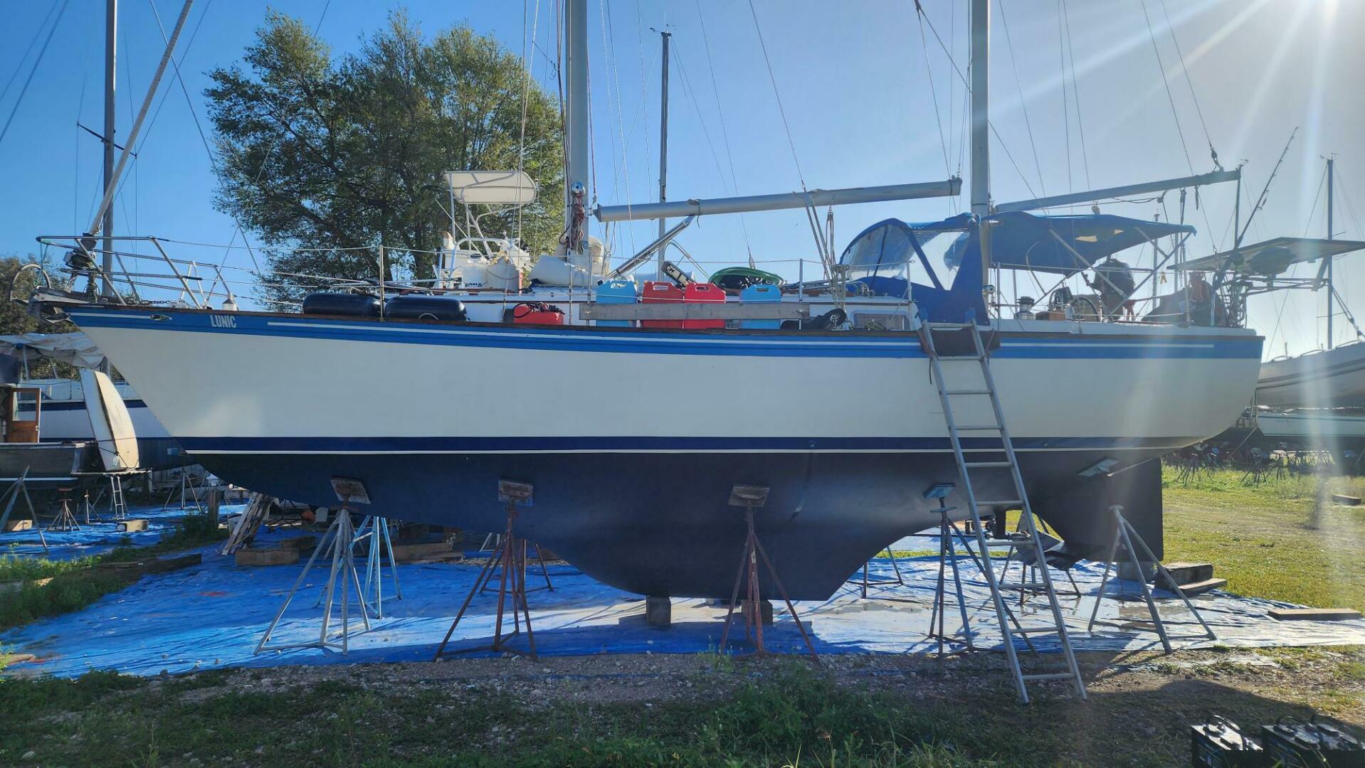 Slide: The Image of Pearson 365 Ketch 1978 - 5045037