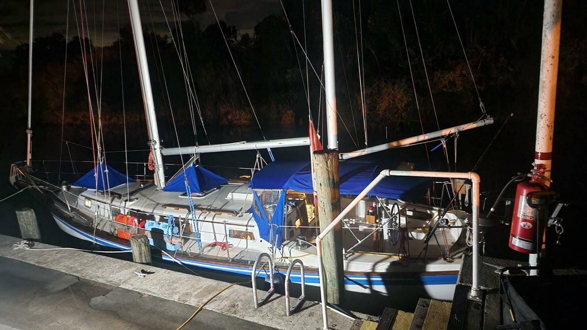 Slide: The Image of Pearson 365 Ketch 1978 - 5045047