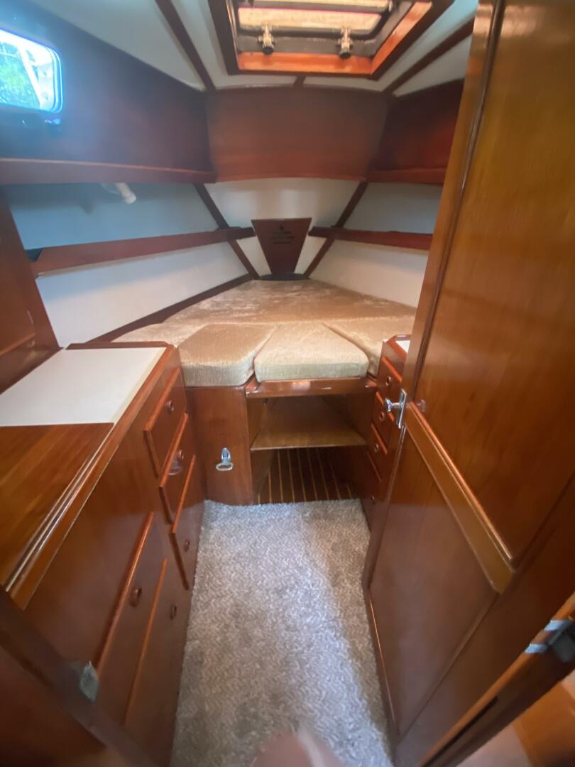 Slide: The Image of Pearson 424 1981 - 5373772