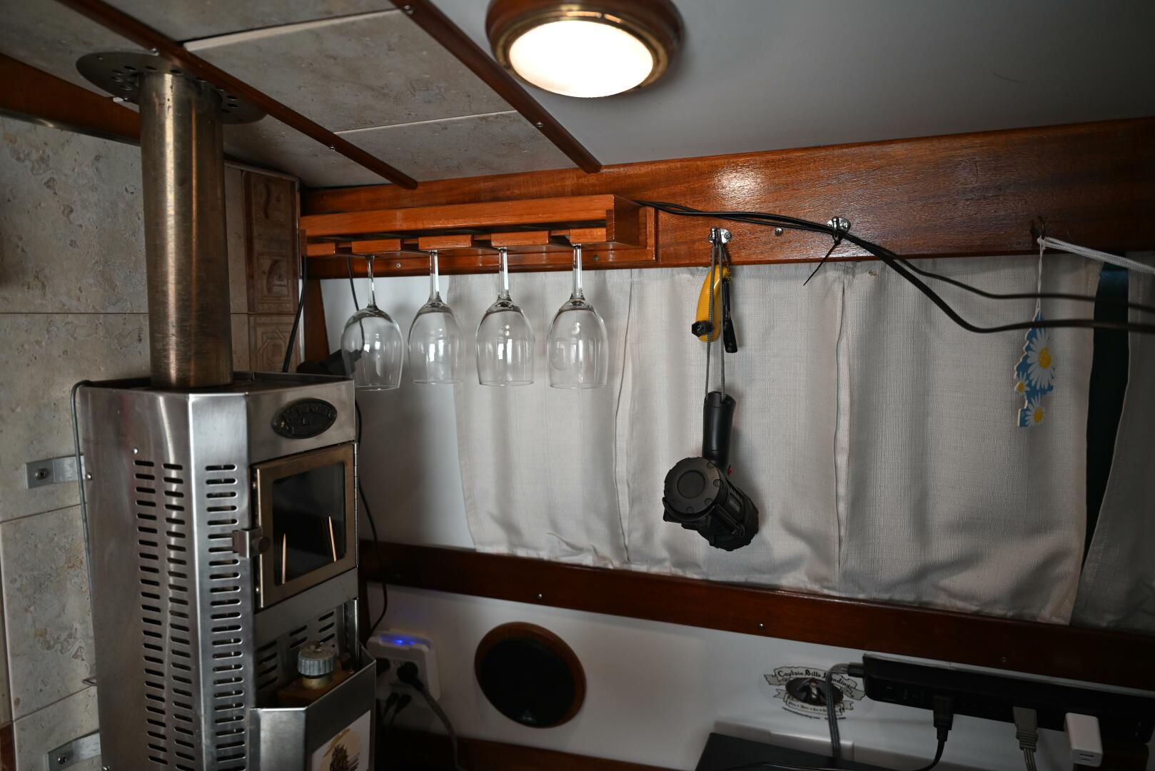 Slide: The Image of Pearson Pilothouse 365 1980 - 4536391