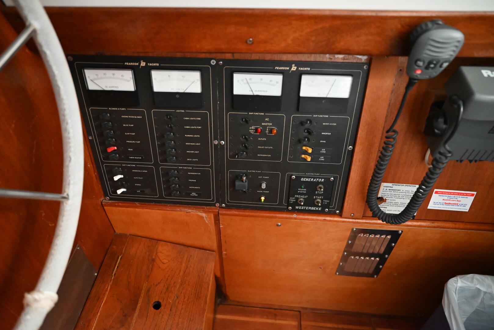 Slide: The Image of Pearson Pilothouse 365 1980 - 4536392