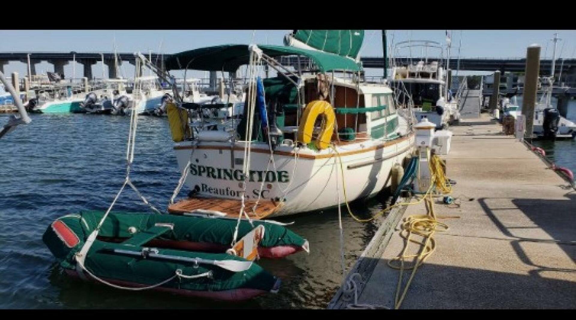 Slide: The Image of Pearson Pilothouse 365 1980 - 4561519