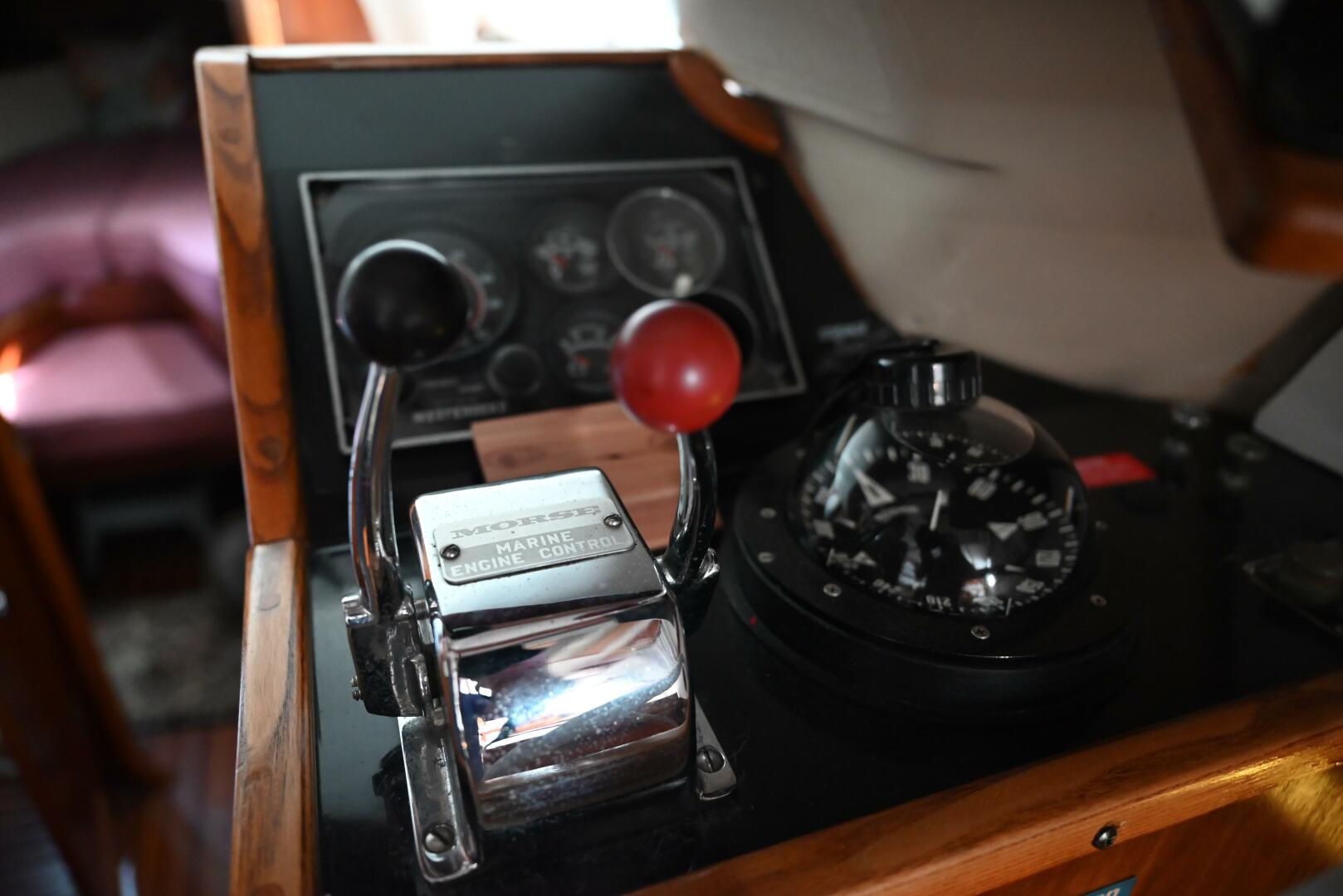 Slide: The Image of Pearson Pilothouse 365 1980 - 4536474