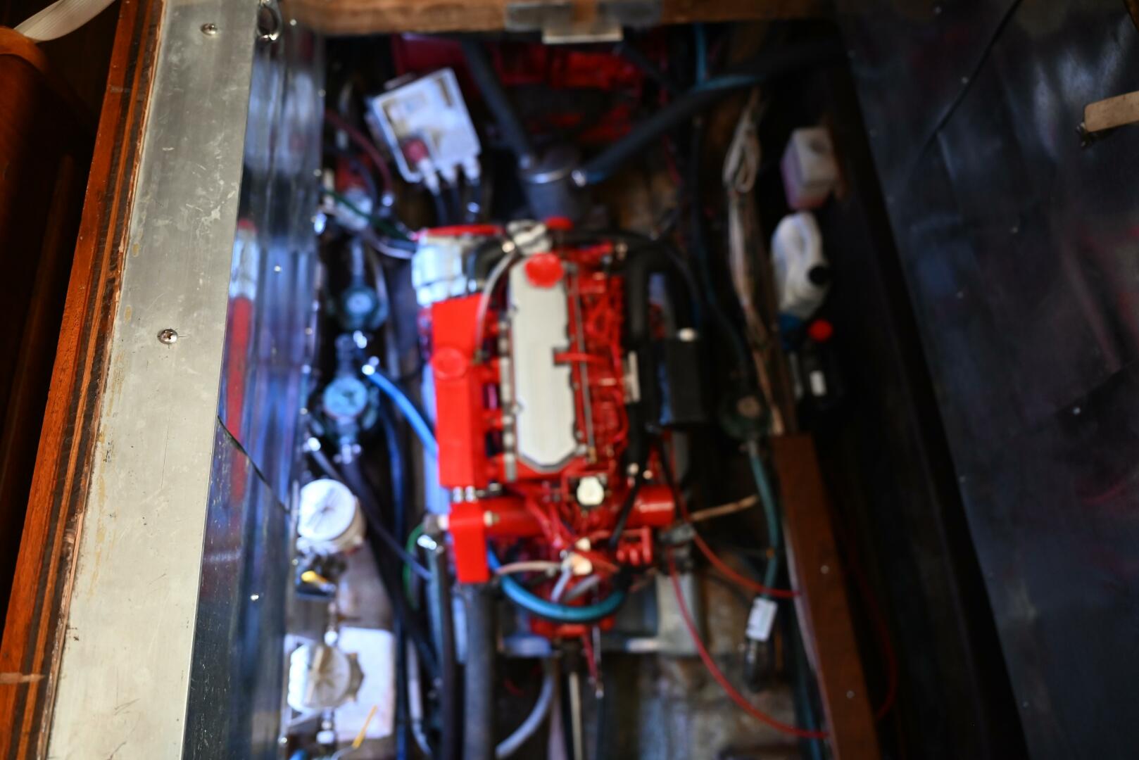 Slide: The Image of Pearson Pilothouse 365 1980 - 4536479