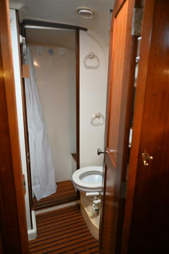 Slide: The Image of Pearson Pilothouse 365 1980 - 4536530