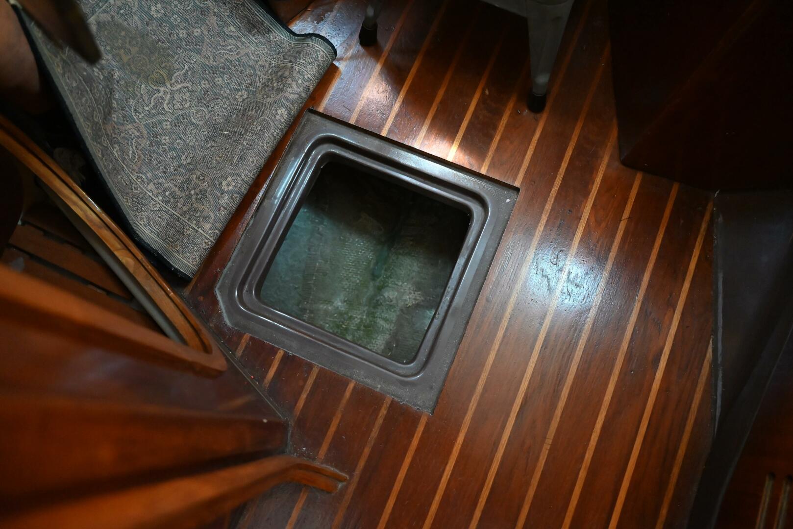 Slide: The Image of Pearson Pilothouse 365 1980 - 4536534
