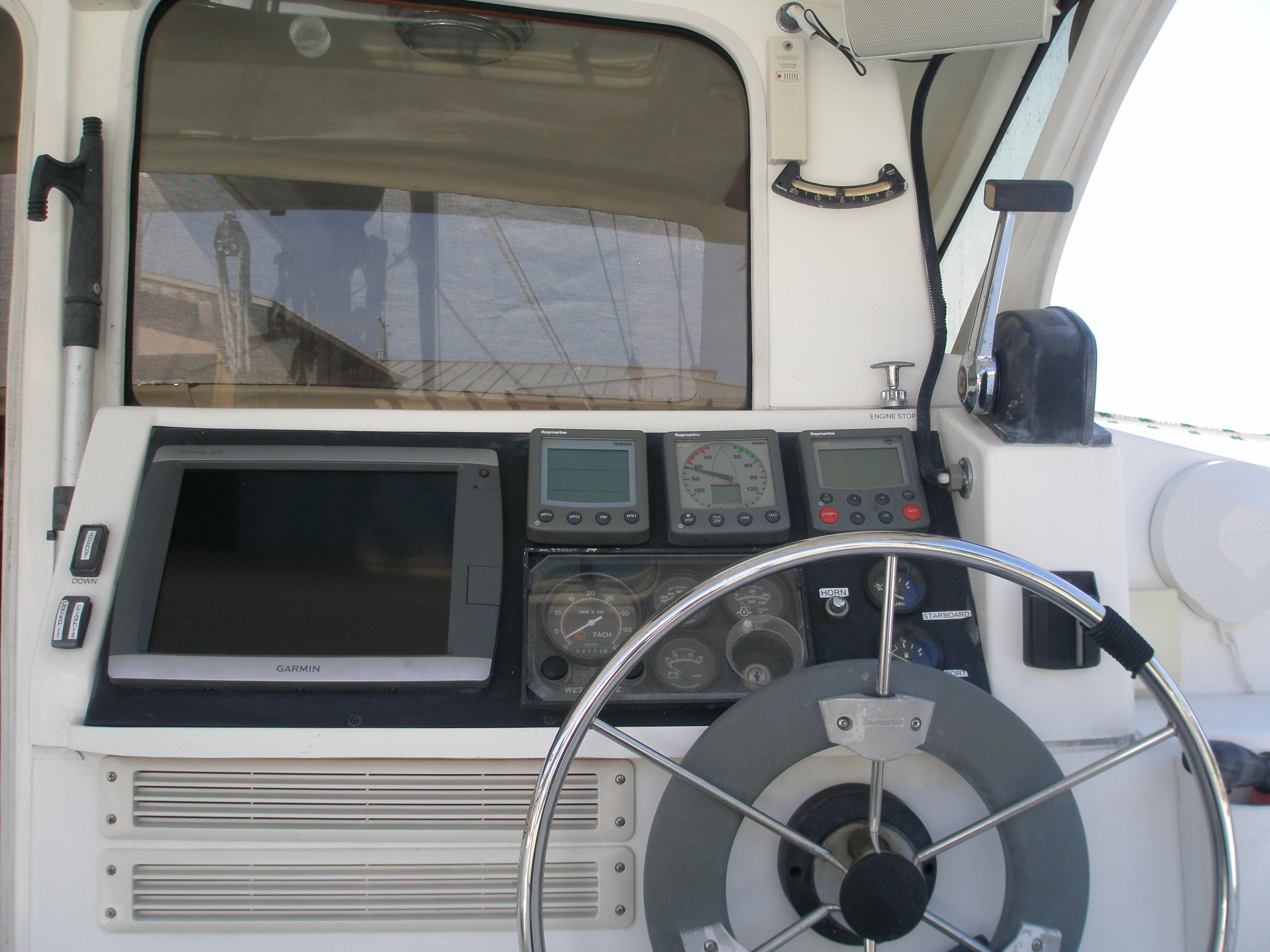 Slide: The Image of Performance Catamarans Gemini 105 MC 2010 - 8