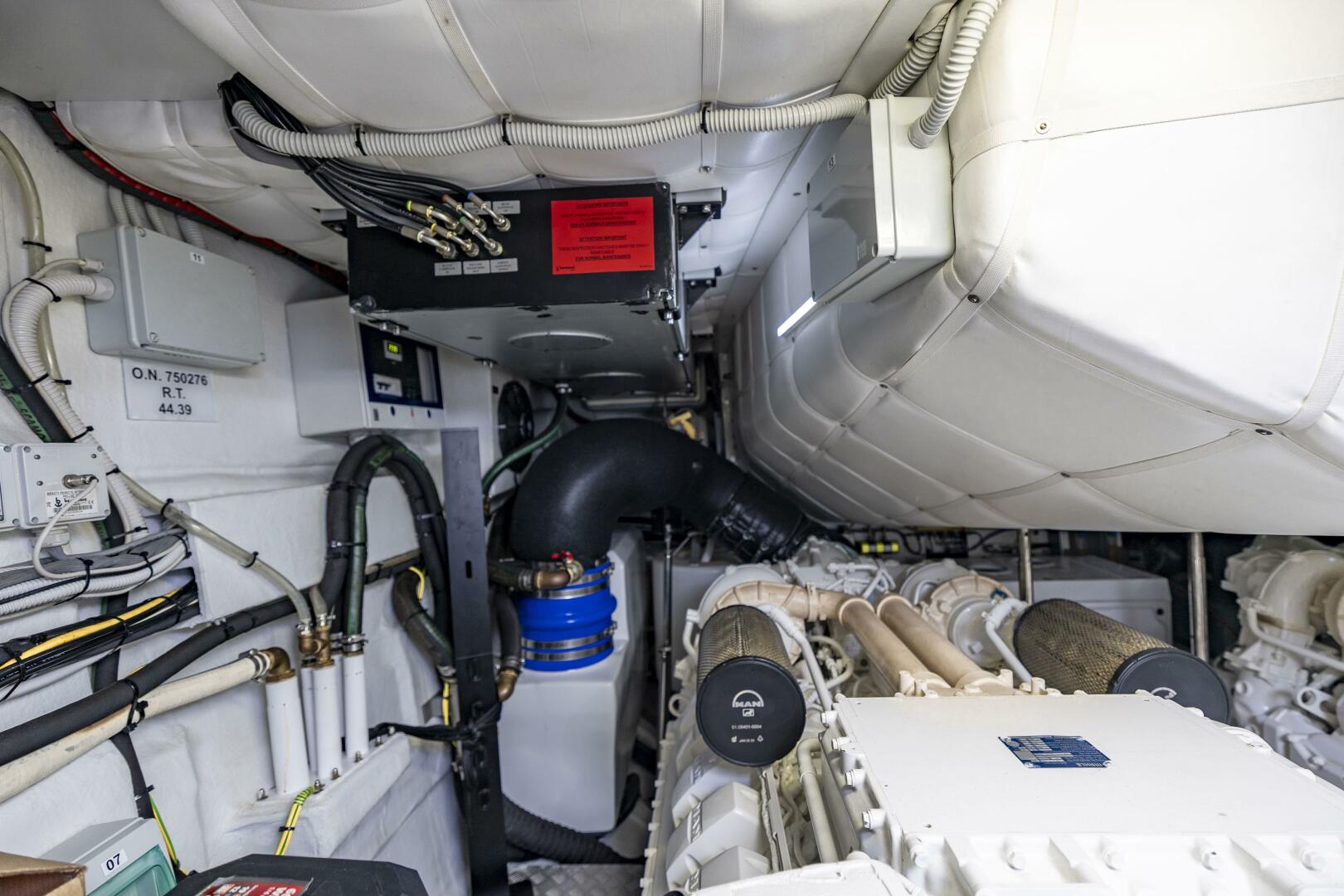 Slide: The Image of Pershing 62 2021 - 5026761