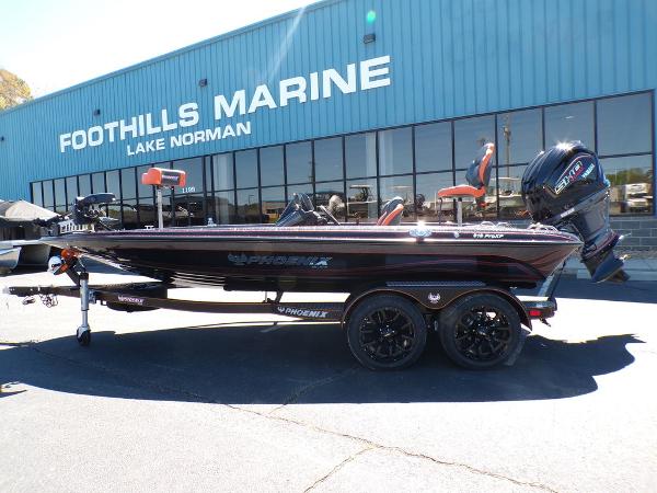 Slide: The Image of 2024 Phoenix 919 Pro XP boat at Foothills Marine Lake Norman. - 3