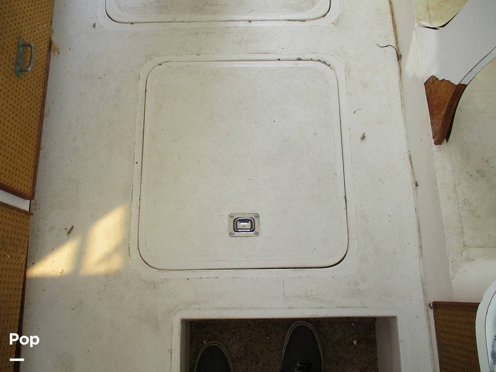 Slide: The Image of Phoenix Bass Boat 29 Flybridge Cruiser 1979 - 11251447