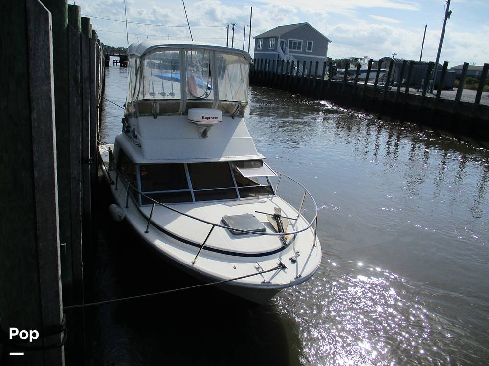 Slide: The Image of Phoenix Bass Boat 29 Flybridge Cruiser 1979 - 11251184
