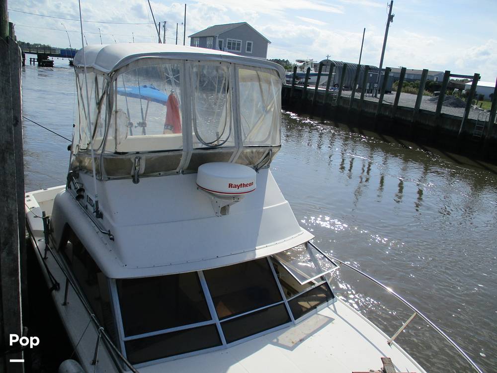 Slide: The Image of Phoenix Bass Boat 29 Flybridge Cruiser 1979 - 11251185