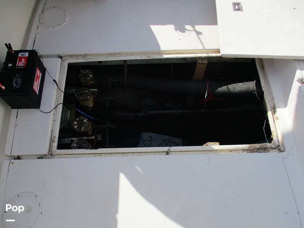 Slide: The Image of Phoenix Bass Boat 29 Flybridge Cruiser 1979 - 11251206