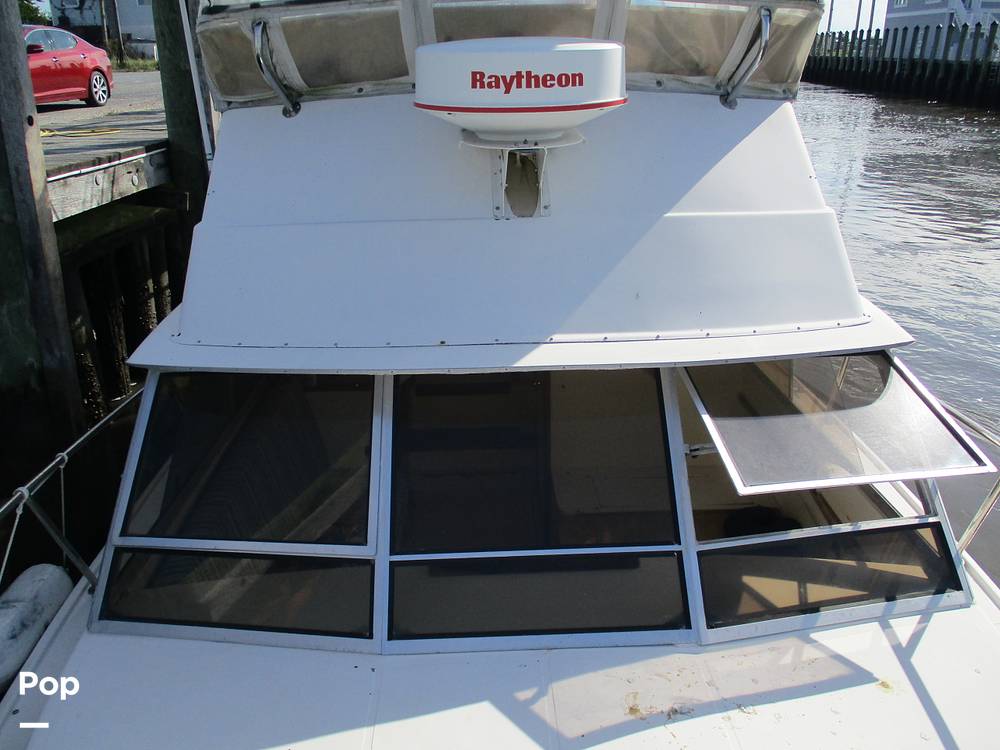 Slide: The Image of Phoenix Bass Boat 29 Flybridge Cruiser 1979 - 11251362