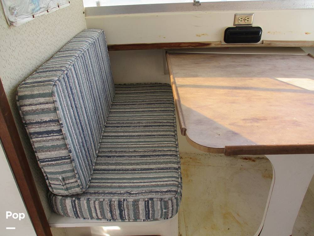 Slide: The Image of Phoenix Bass Boat 29 Flybridge Cruiser 1979 - 11251431