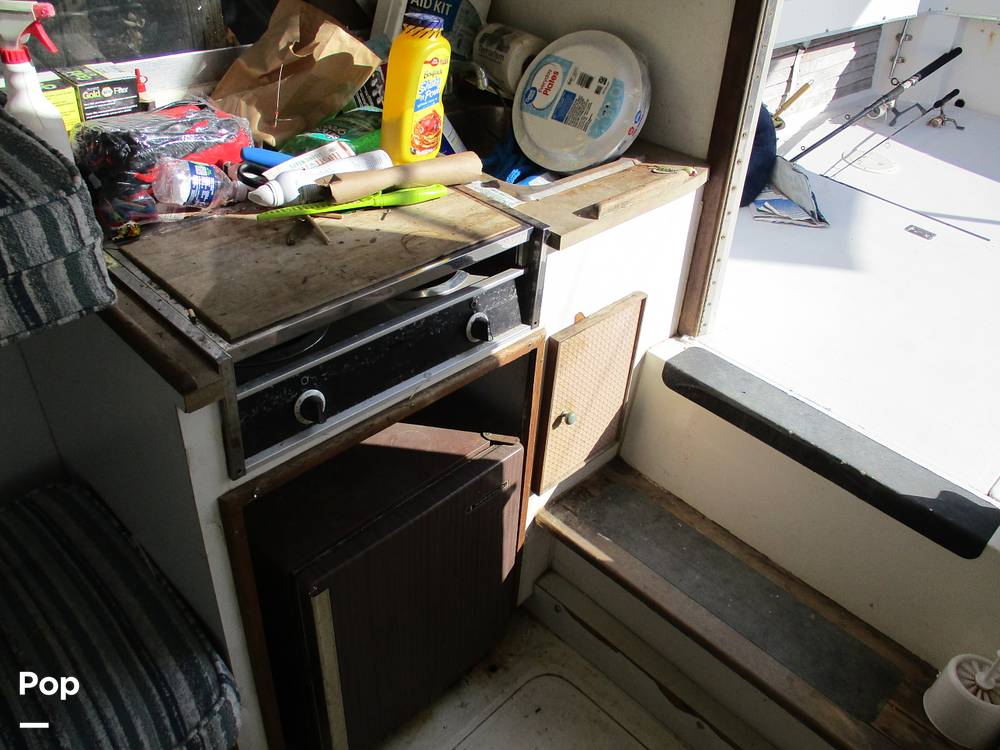 Slide: The Image of Phoenix Bass Boat 29 Flybridge Cruiser 1979 - 11251402
