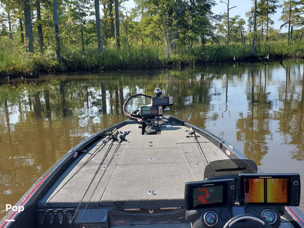 Slide: The Image of Phoenix Bass Boat 721 Pro XP 2017 - 15477376