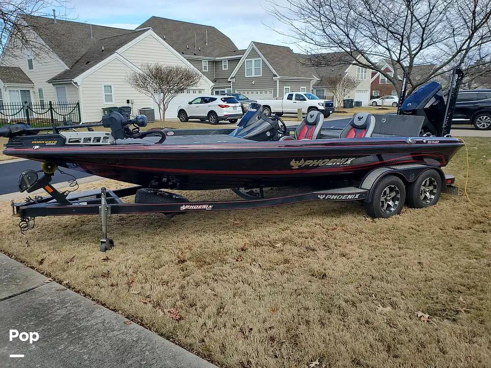 Slide: The Image of Phoenix Bass Boat 721 Pro XP 2017 - 15492197