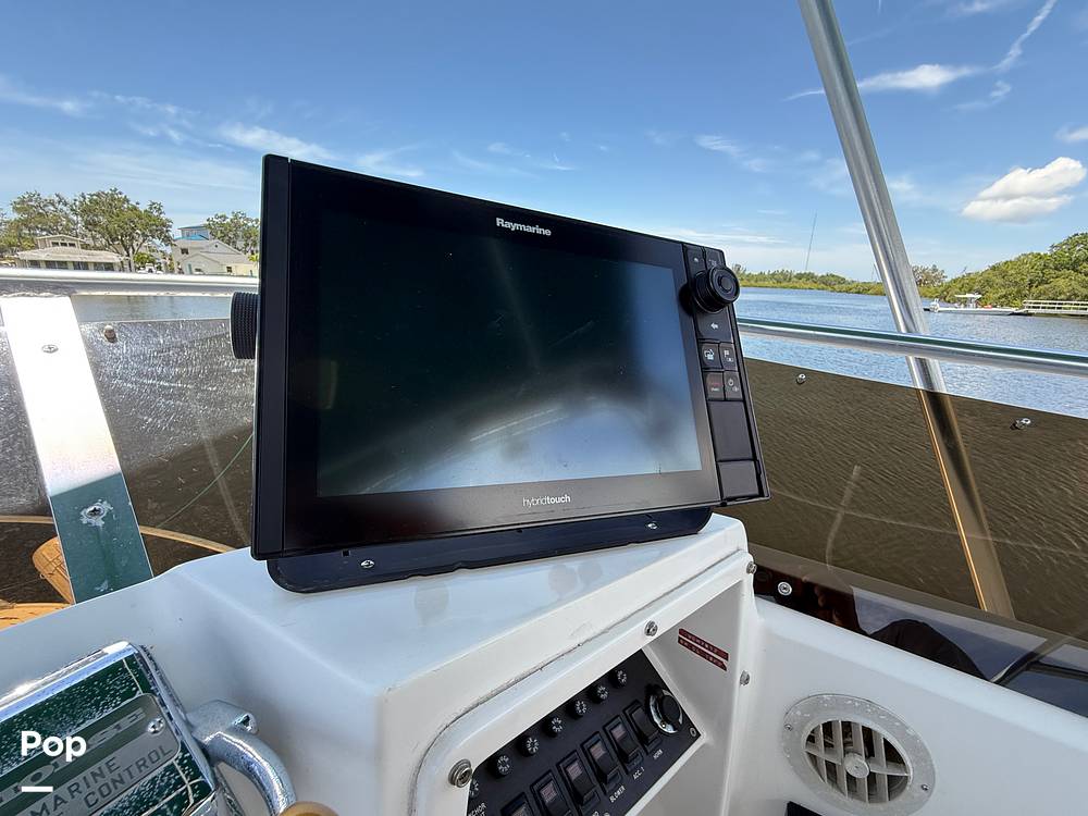 Slide: The Image of Recently Replace Raymarine Hybrid Touch Display - 15548257