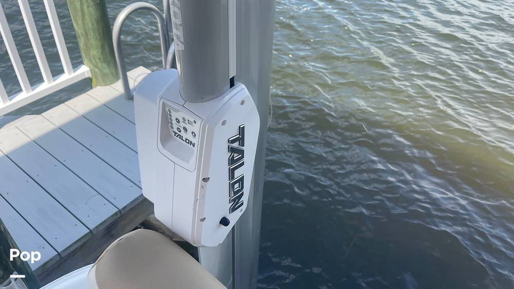 Slide: The Image of Pioneer 202 Sportfish 2019 - 15245552