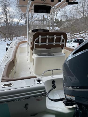 Slide: The Image of Pioneer 222 Sportfish 2023 - 14