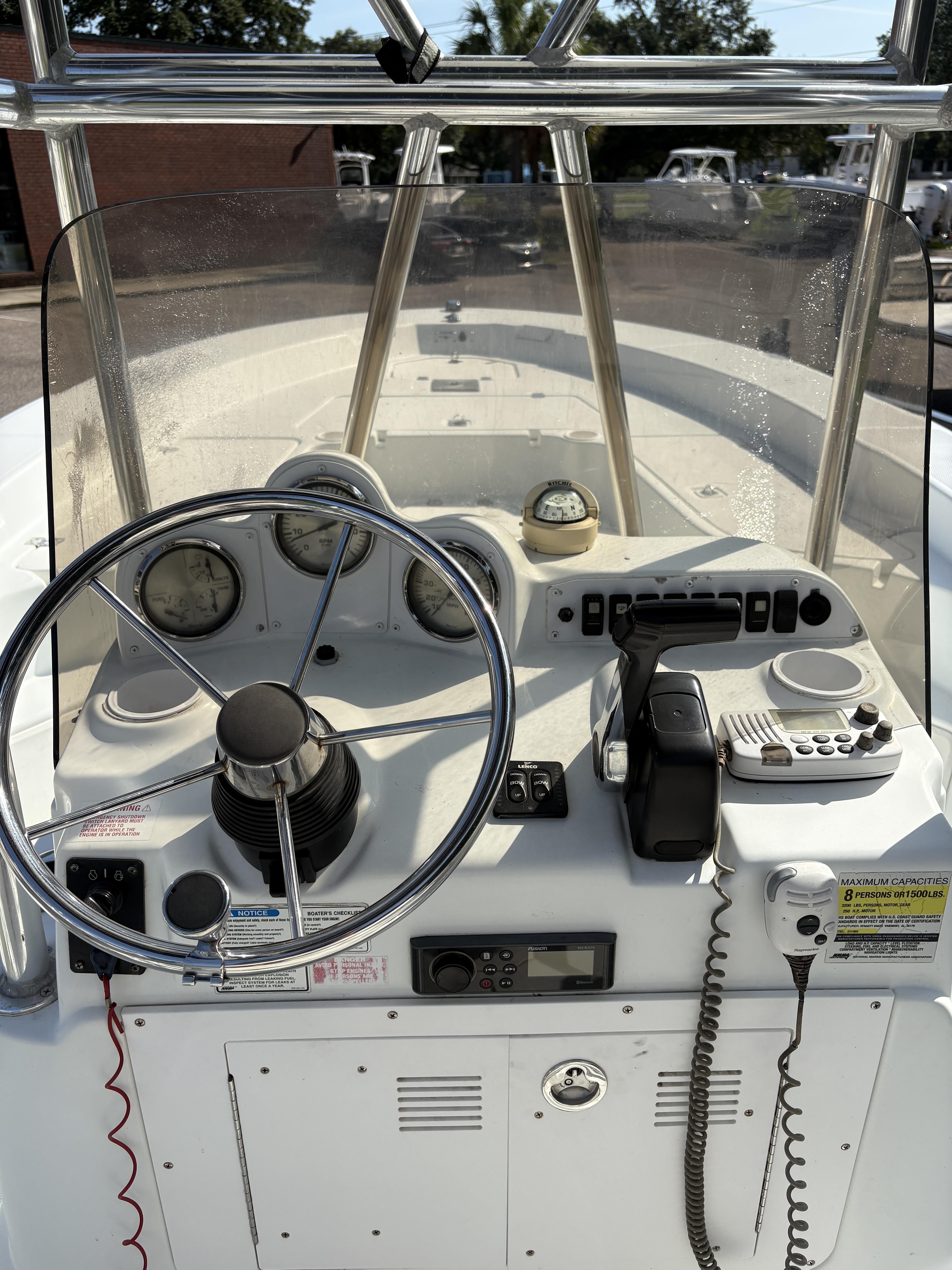 Slide: The Image of Polar 2310 Bay 2005 - 5