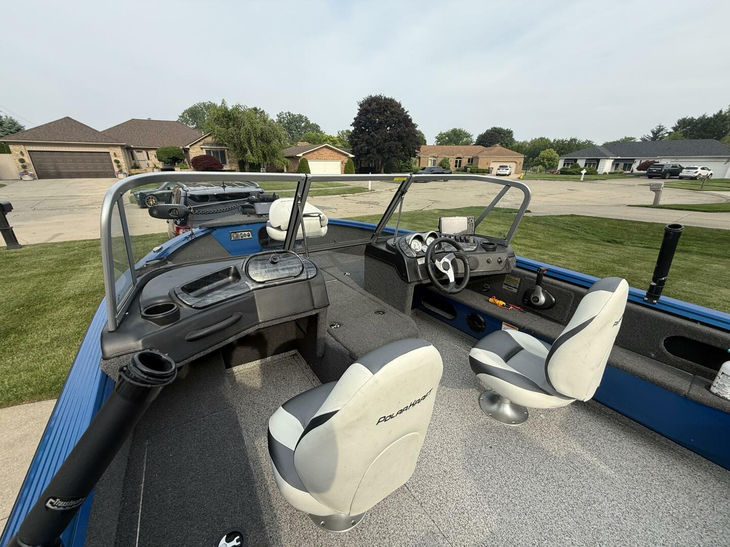 Slide: The Image of Polar Kraft Frontier FRV179WT 2023 - 5393268