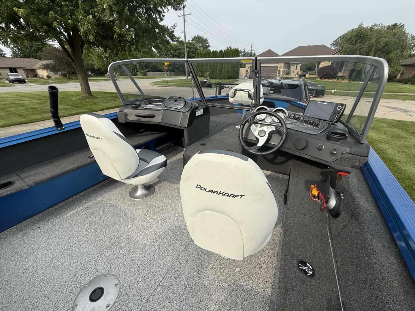 Slide: The Image of Polar Kraft Frontier FRV179WT 2023 - 5393272