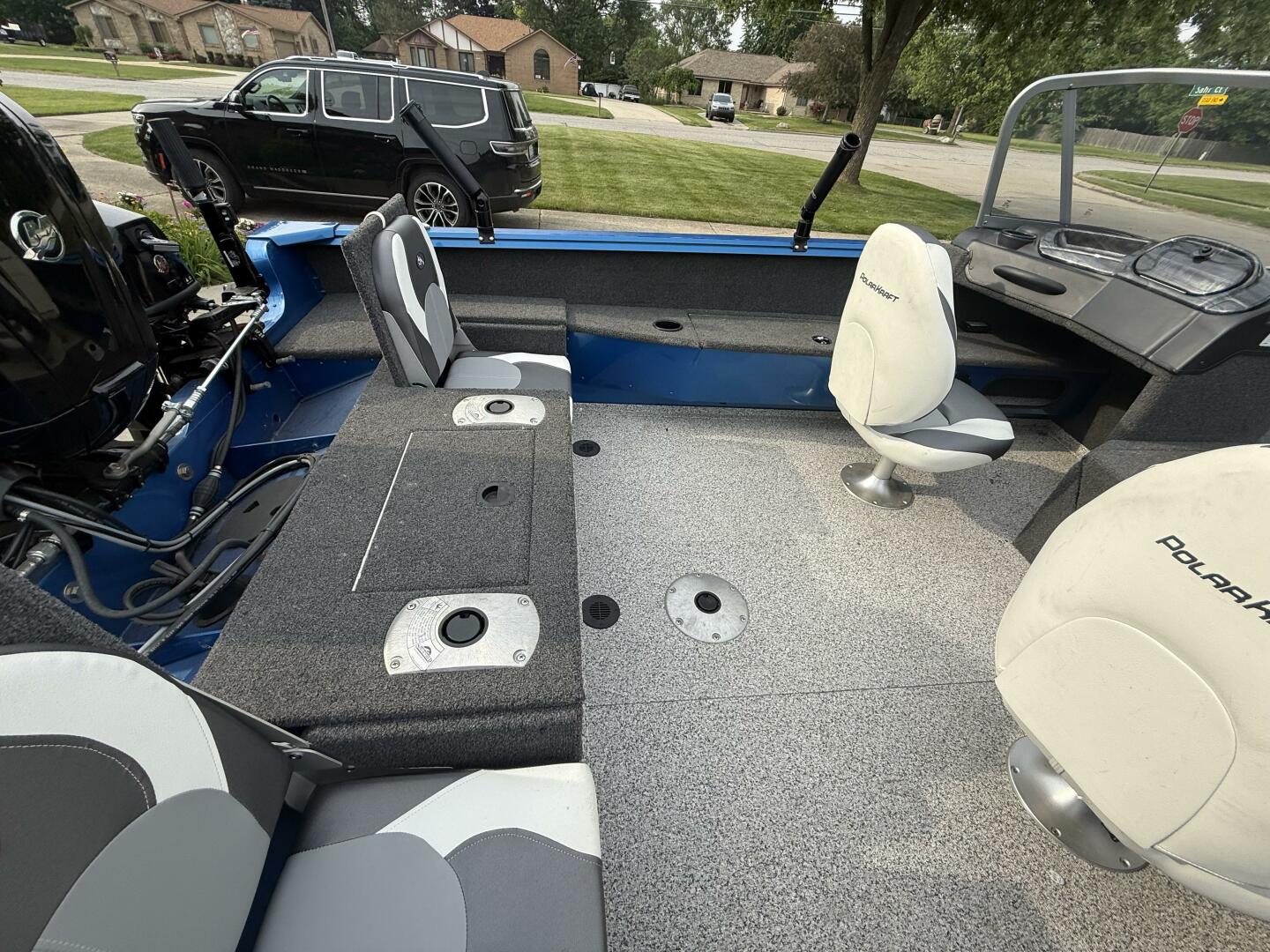 Slide: The Image of Polar Kraft Frontier FRV179WT 2023 - 5393315