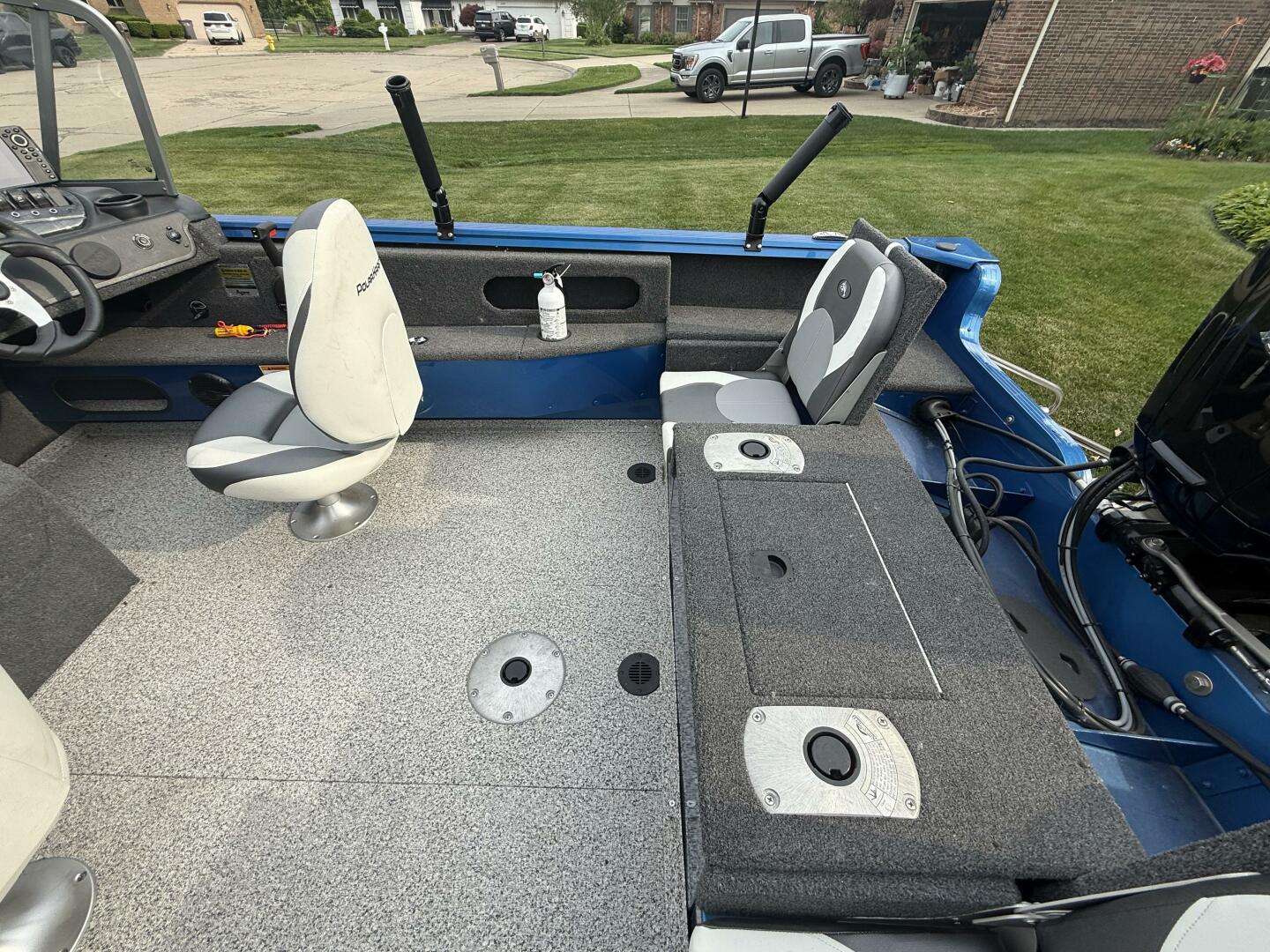 Slide: The Image of Polar Kraft Frontier FRV179WT 2023 - 5393316