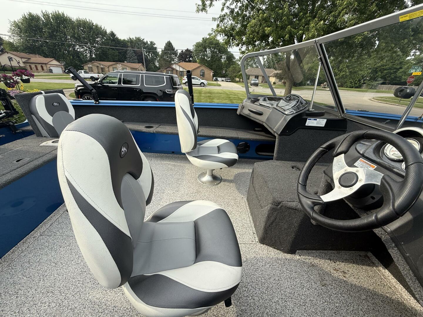 Slide: The Image of Polar Kraft Frontier FRV179WT 2023 - 5393339