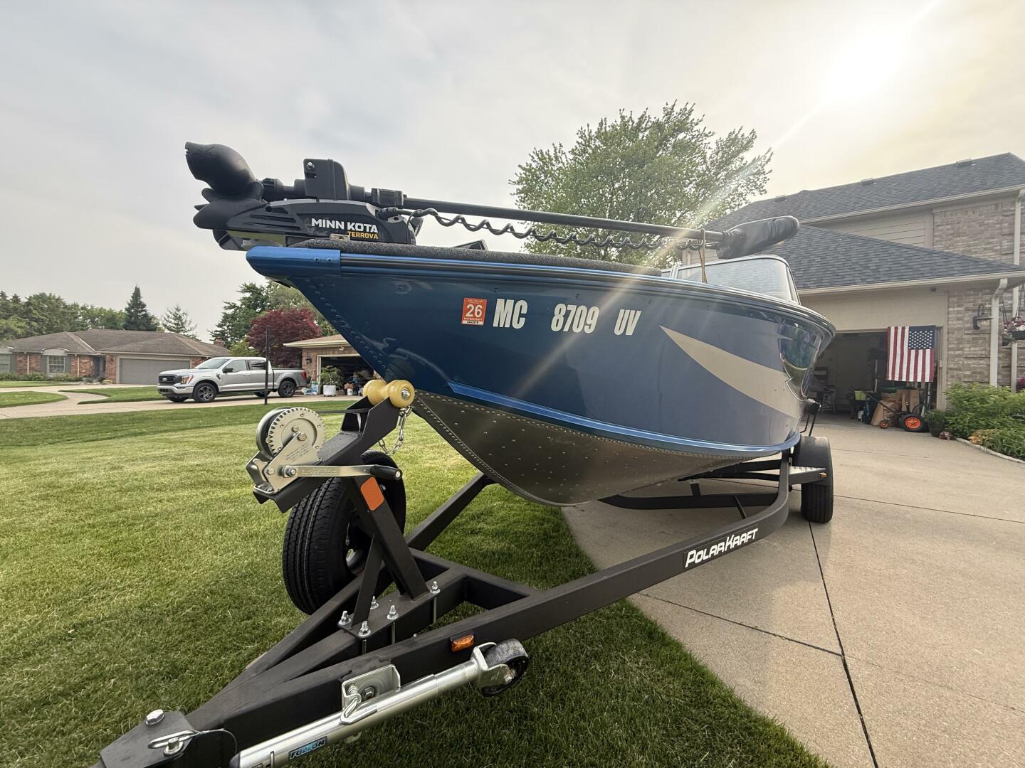 Slide: The Image of Polar Kraft Frontier FRV179WT 2023 - 5393435