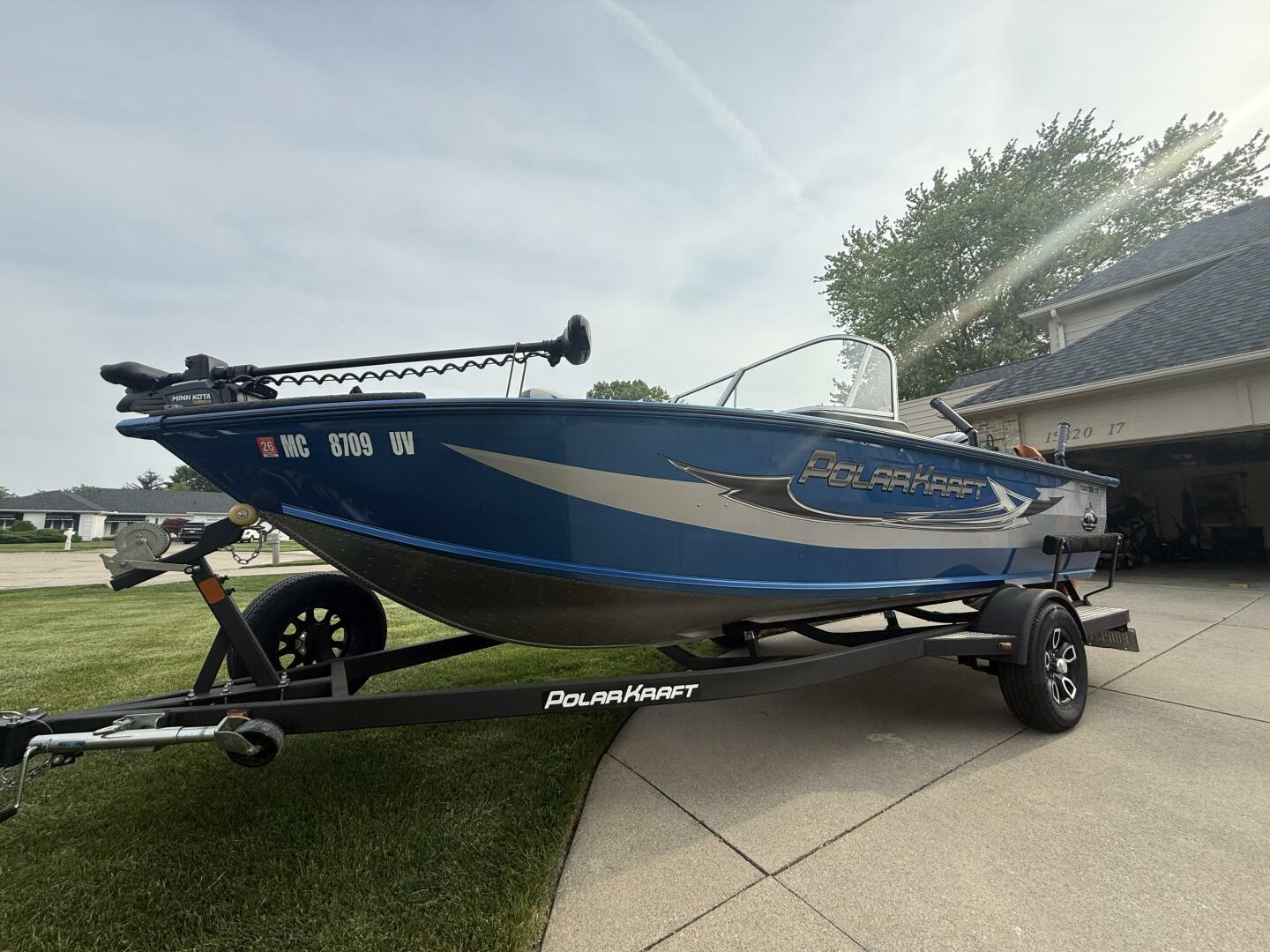 Slide: The Image of Polar Kraft Frontier FRV179WT 2023 - 5393446