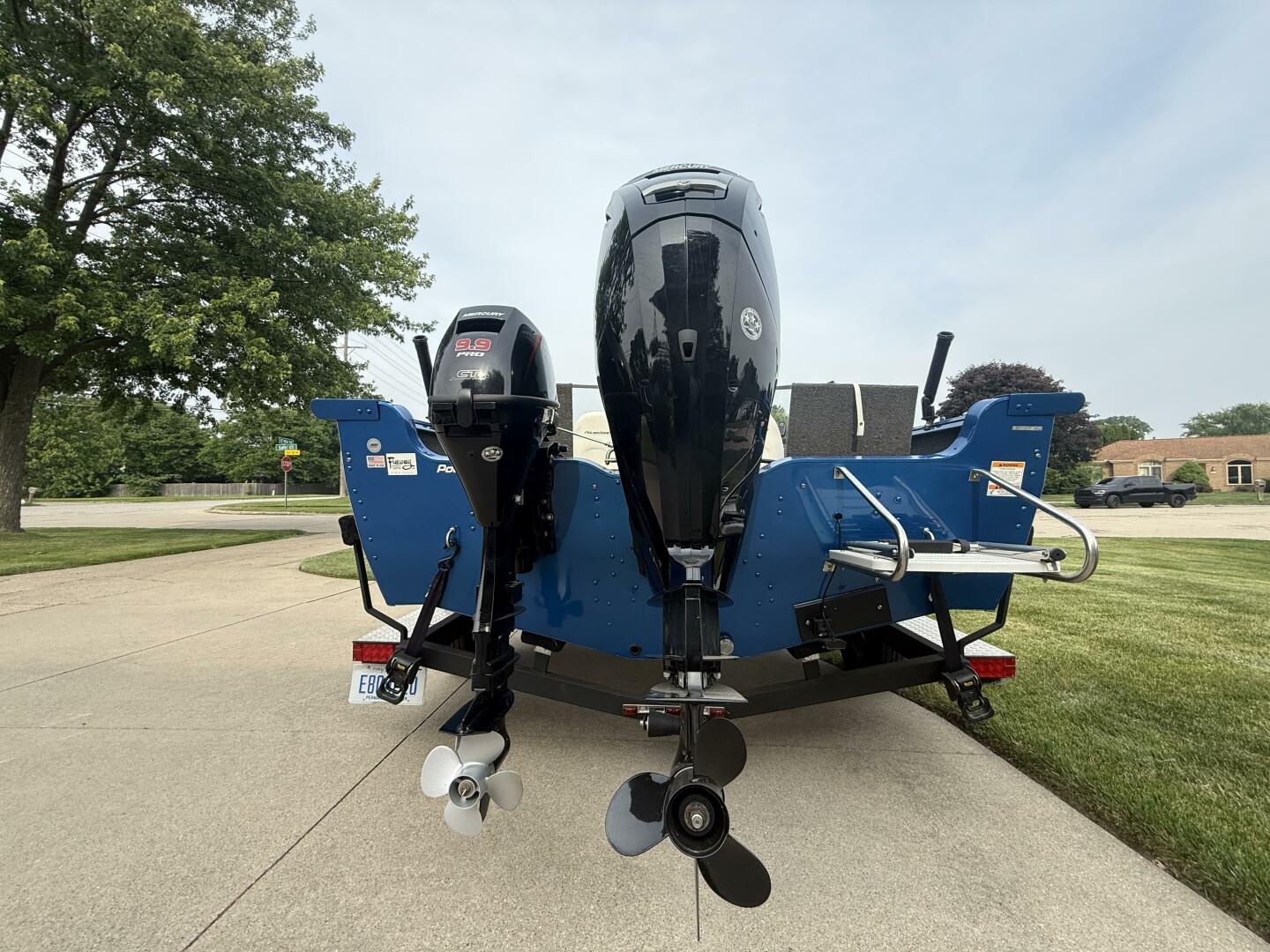 Slide: The Image of Polar Kraft Frontier FRV179WT 2023 - 5393447