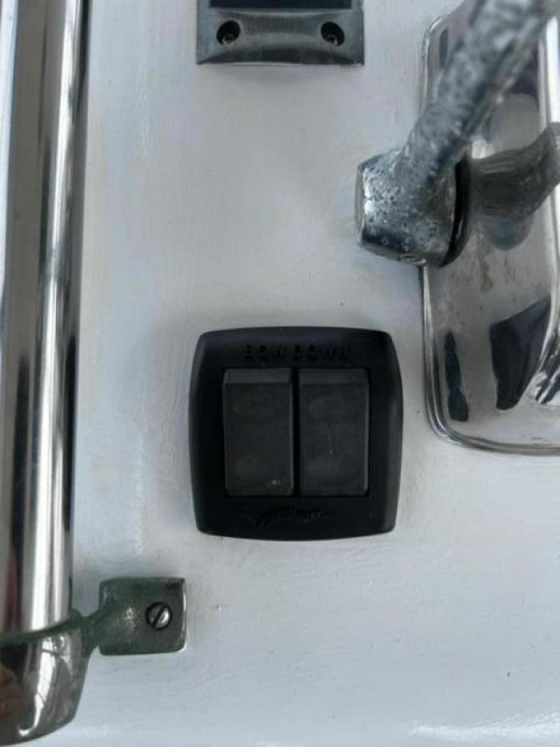 Slide: The Image of 1981 Post trim tabs - 3496271