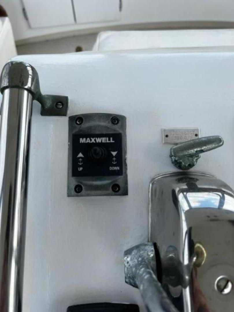 Slide: The Image of 1981 Post windlass controls - 3496273