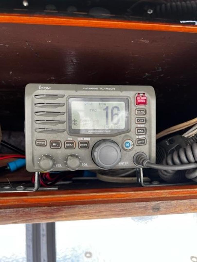 Slide: The Image of 1981 Post vhf - 3496127