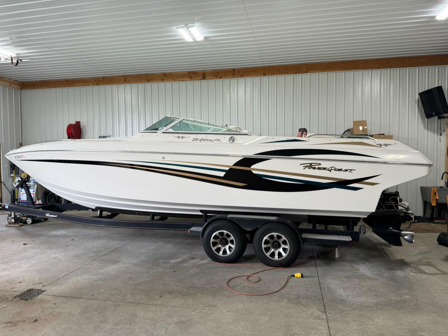 Slide: The Image of Powerquest 290 Enticer 2000 - 5178017