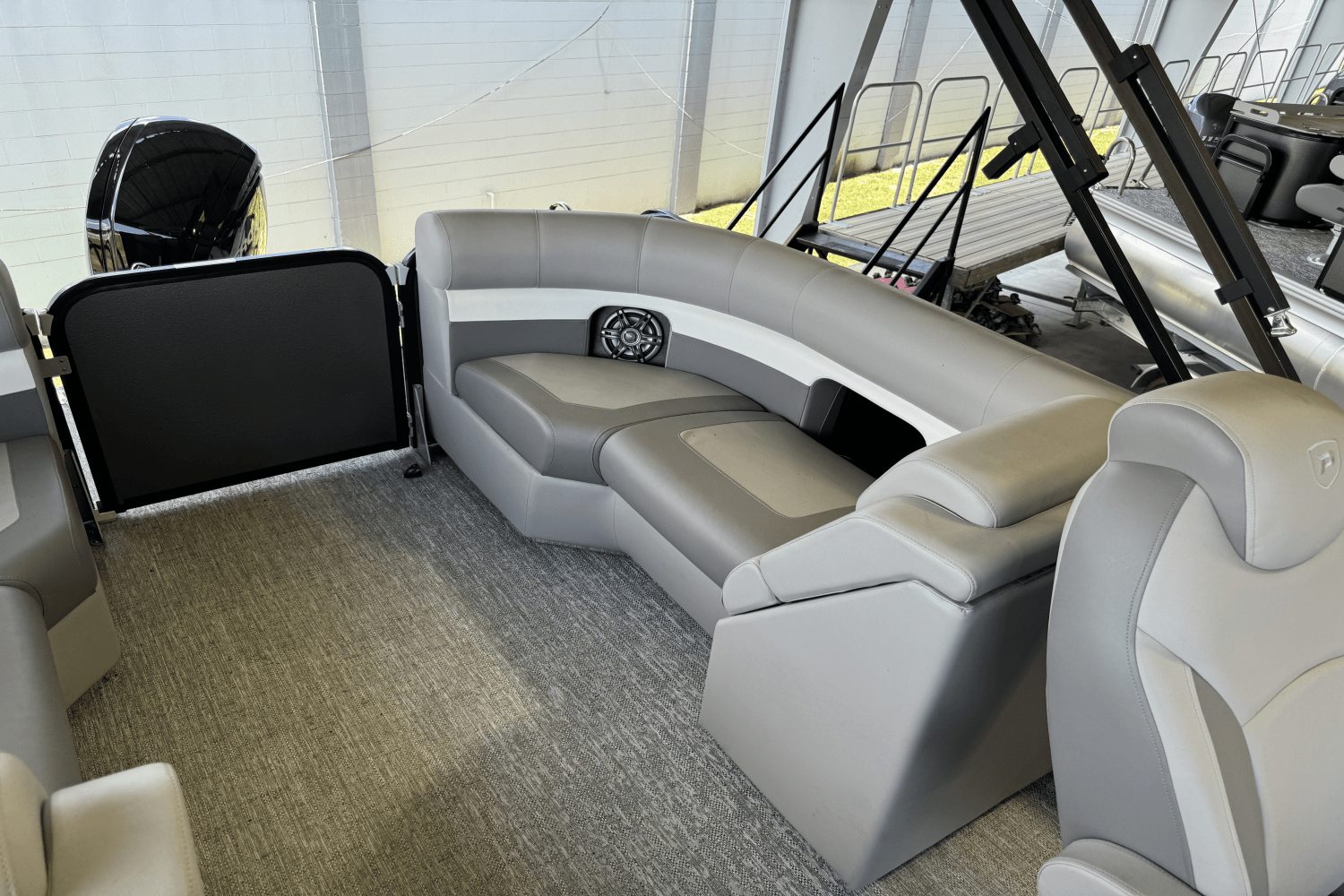 Slide: The Image of Premier 210 Sunsation 2024 - 10