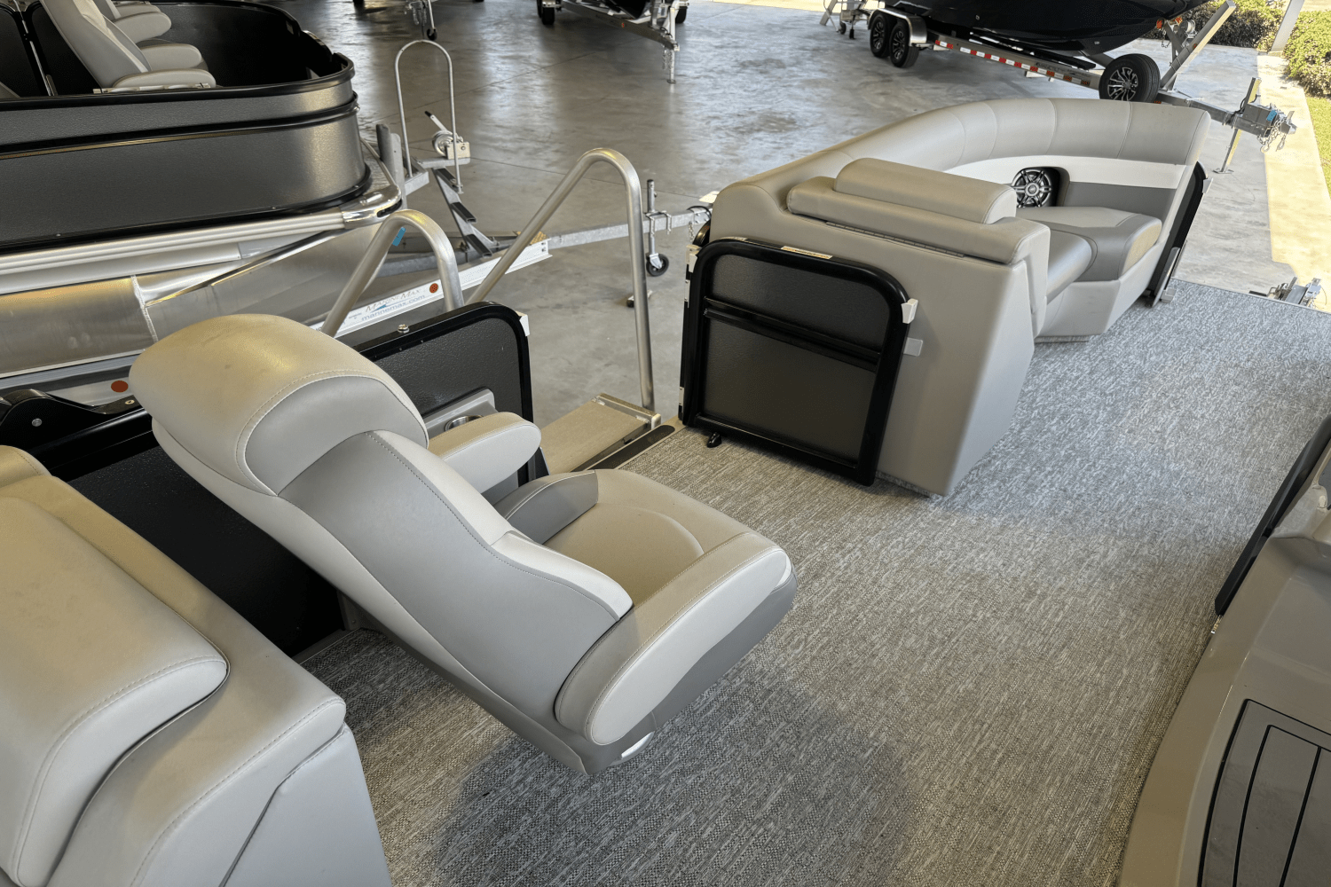 Slide: The Image of Premier 210 Sunsation 2024 - 12