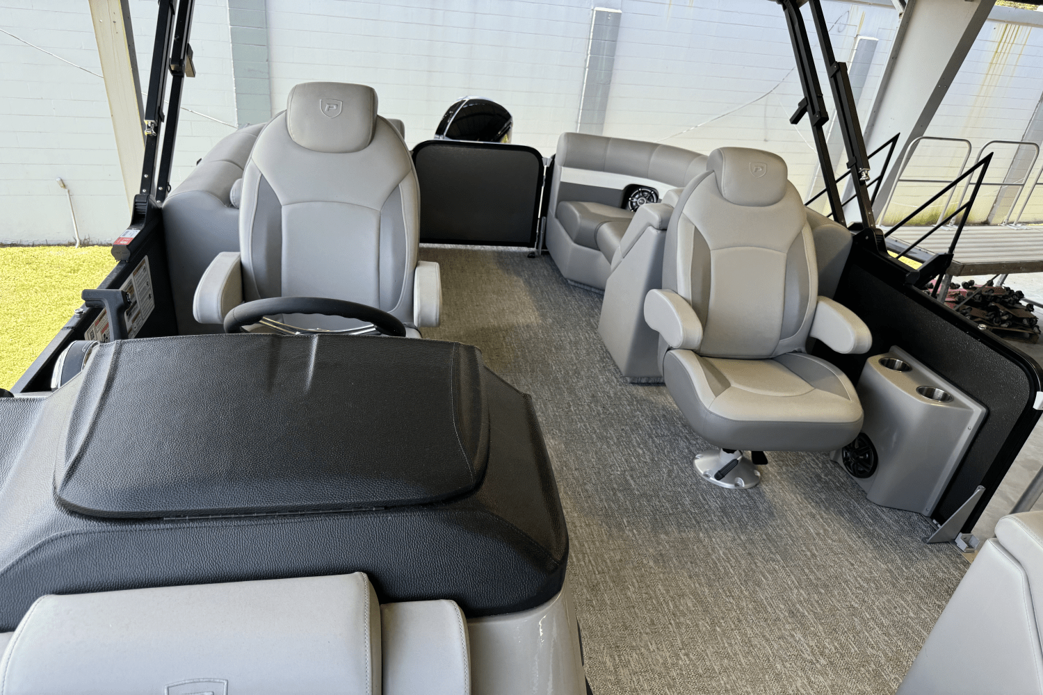 Slide: The Image of Premier 210 Sunsation 2024 - 6