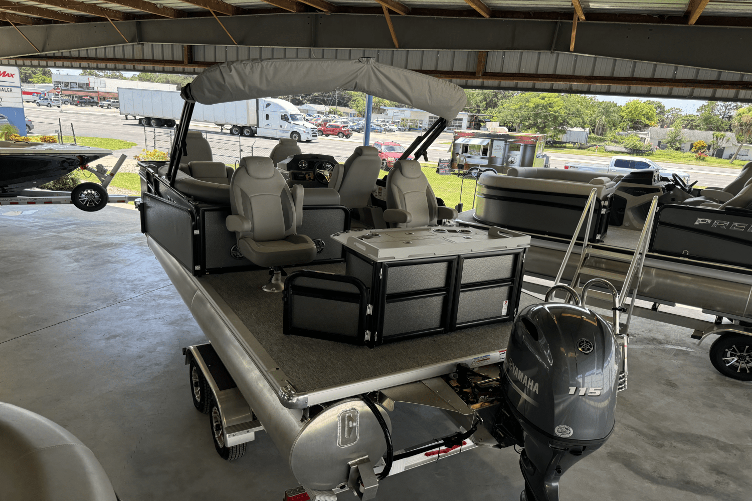 Slide: The Image of Premier 210 Sunsation 2025 - 4