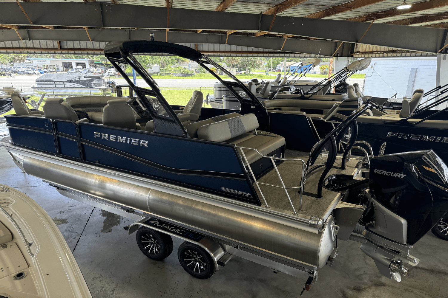 Slide: The Image of Premier 230 Intrigue 2025 - 4