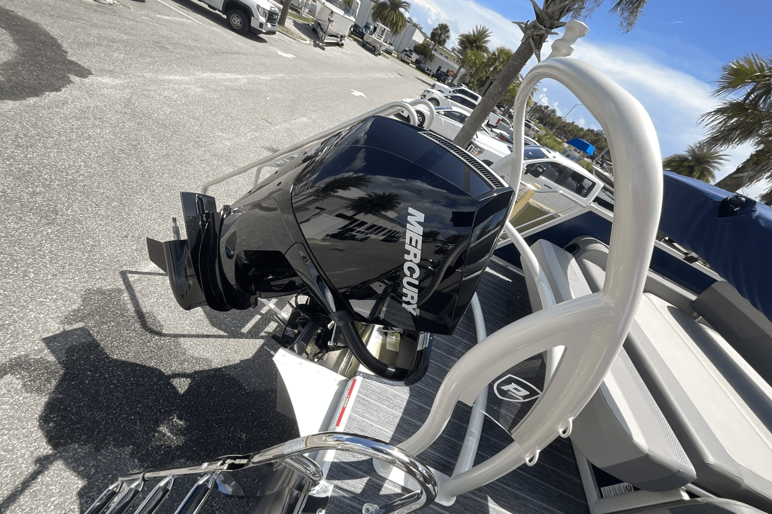 Slide: The Image of Premier 230 Solaris 2025 - 18