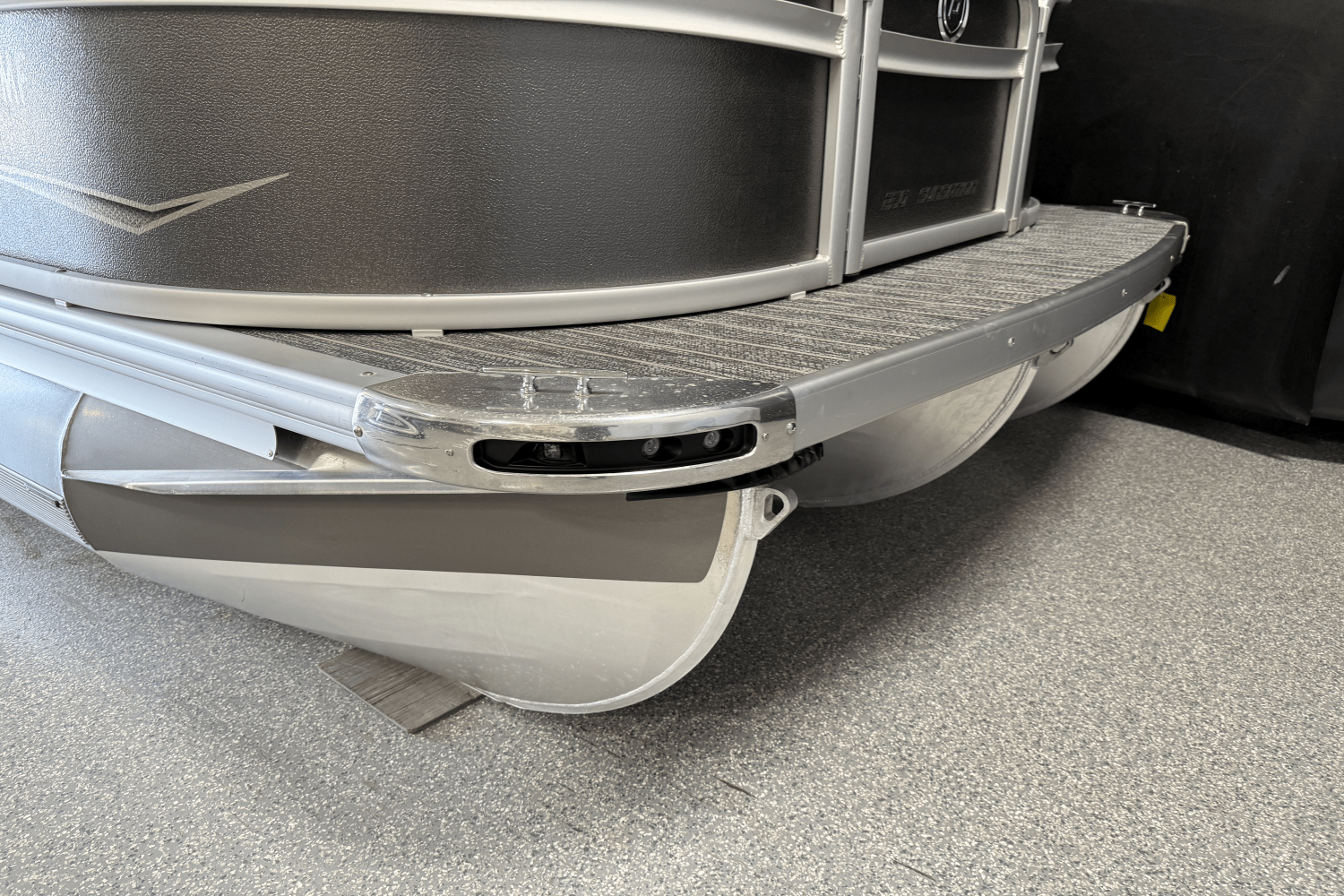 Slide: The Image of Premier 230 SUNSATION 2022 - 13