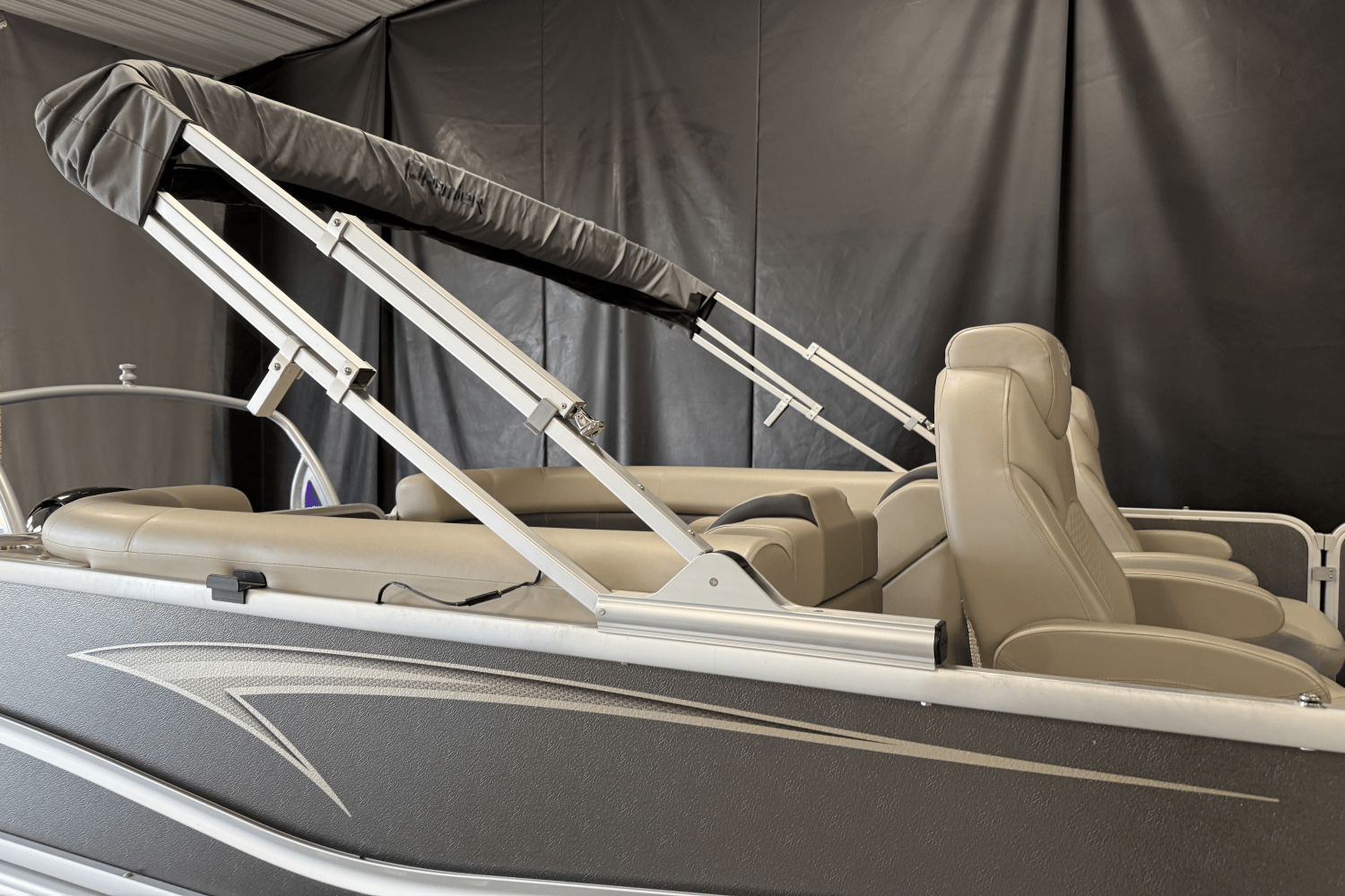 Slide: The Image of Premier 230 SUNSATION 2022 - 15