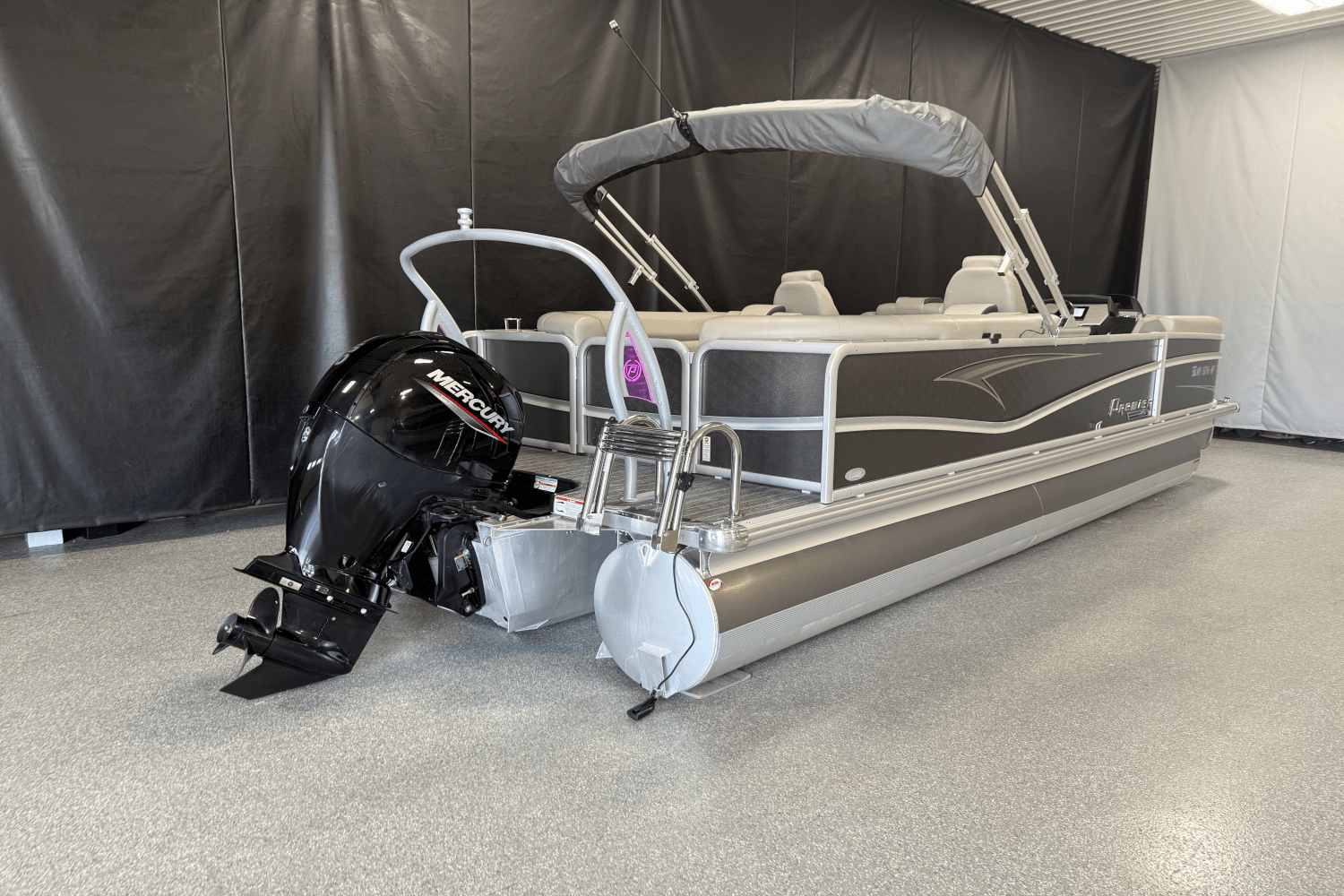 Slide: The Image of Premier 230 SUNSATION 2022 - 2