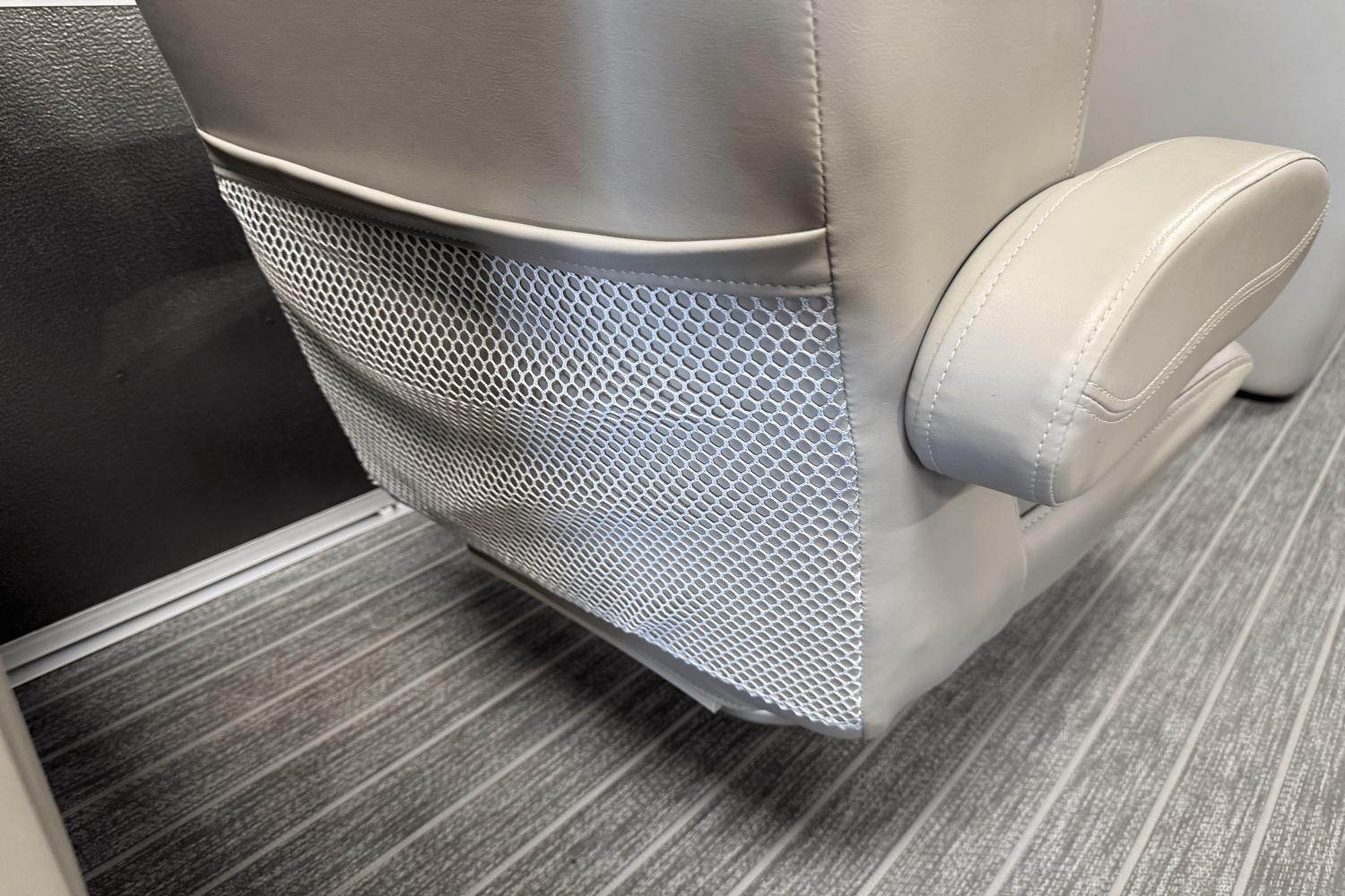Slide: The Image of Premier 230 SUNSATION 2022 - 41