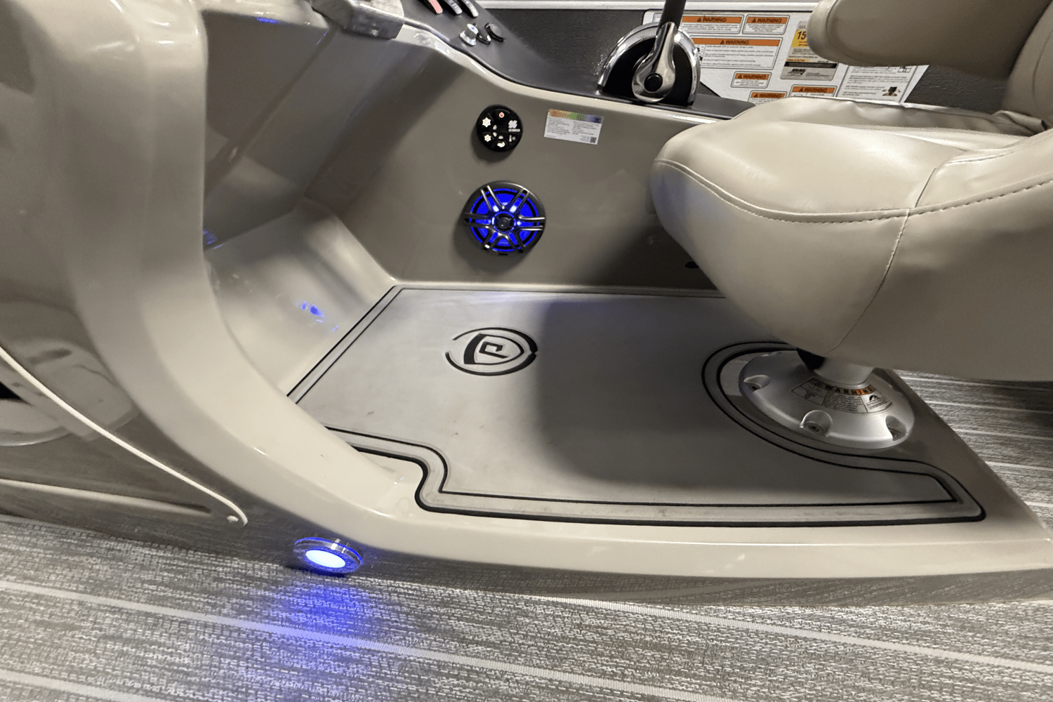 Slide: The Image of Premier 230 SUNSATION 2022 - 52